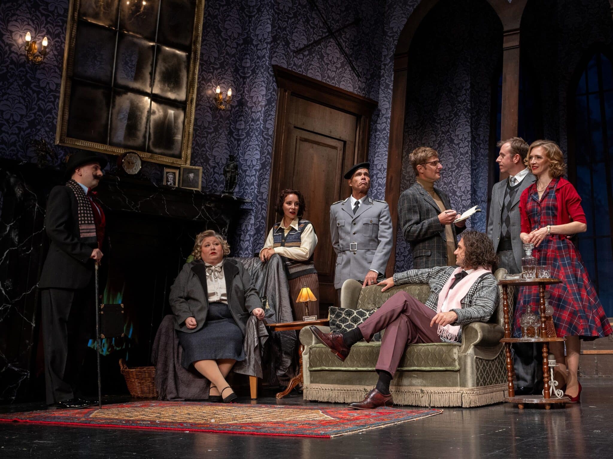 „DIE MAUSEFALLE“ INNSIDE